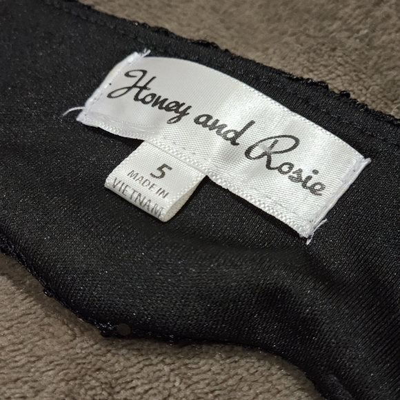 Honey + Rosie ✦ Sequin Cutout Mini ✦ Crystal Heart Back ✦ Size 5 ✦ EUC - Picture 11 of 16